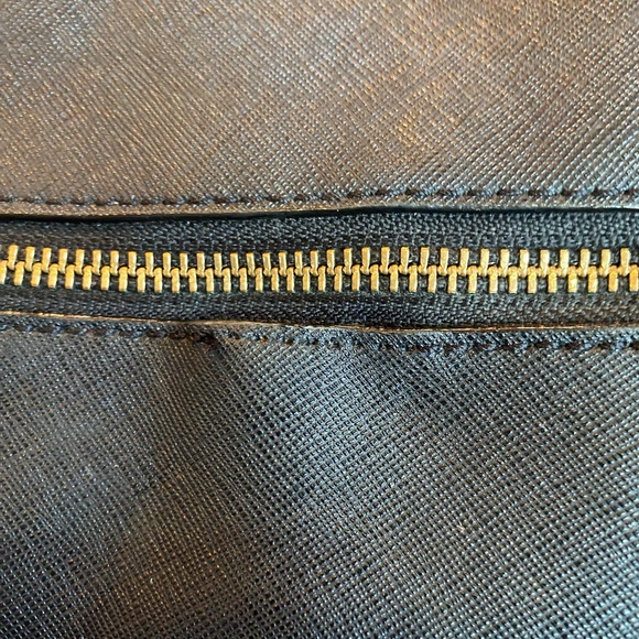 KATE SPADE NY SAFFIANO BLACK LEATHER SATCHEL Crossbody Bag RARE LUX GORG M FLAW - Picture 12 of 12